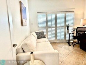 1301 N Riverside Dr in Pompano Beach, FL - Building Photo - Building Photo