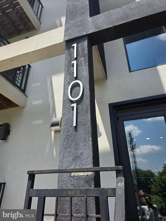 1101 Fern St NW in Washington, DC - Building Photo - Building Photo