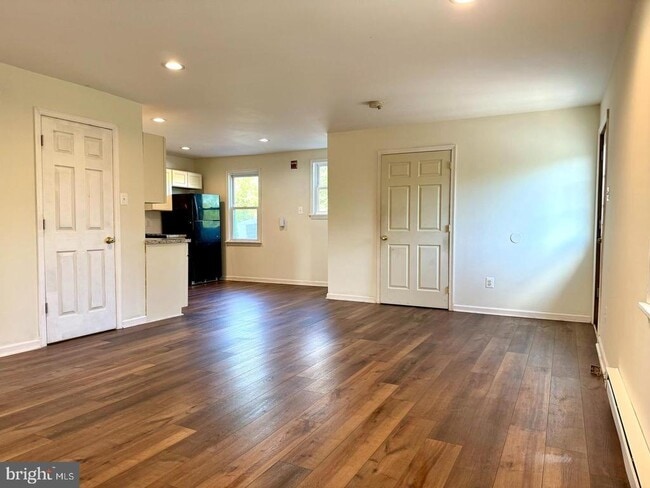 1355 Gravel Pike in Schwenksville, PA - Building Photo - Building Photo