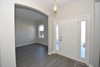 4 Lynn Pl in Palm Coast, FL - Building Photo - Building Photo