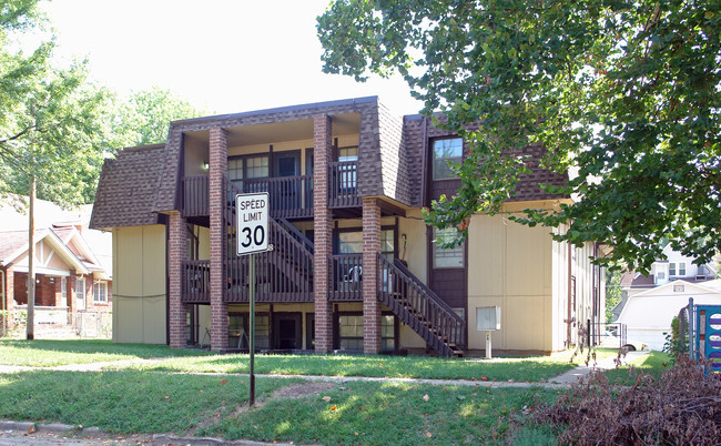 1318 SW Buchanan St in Topeka, KS - Building Photo - Building Photo