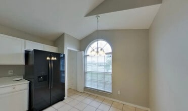5743 Rywood Dr in Orlando, FL - Foto de edificio - Building Photo