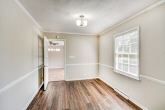 1804 Fultonbrook Rd in Fultondale, AL - Building Photo - Building Photo