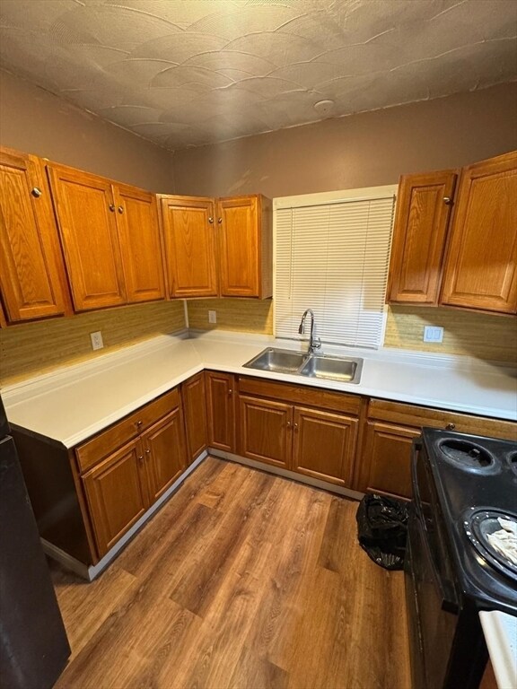 24 Newbury St in Worcester, MA - Building Photo - Building Photo