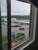 430 Stewart Ave in Nanaimo, BC - Building Photo