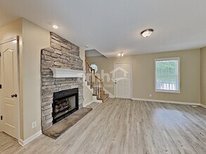 1733 Needmore Rd in Clarksville, TN - Building Photo - Building Photo