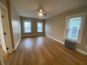 67 Newbern Ave, Unit 1 in Medford, MA - Building Photo - Building Photo