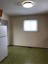 9502-9105 105 Ave in Grande Prairie, AB - Building Photo - Building Photo