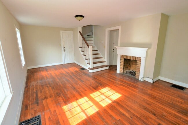 1211 Highland St in Montevallo, AL - Building Photo - Building Photo