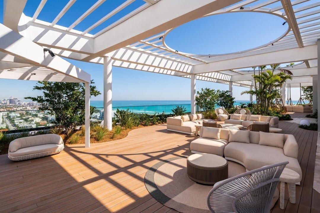 580-572 72nd St in Miami Beach, FL - Building Photo