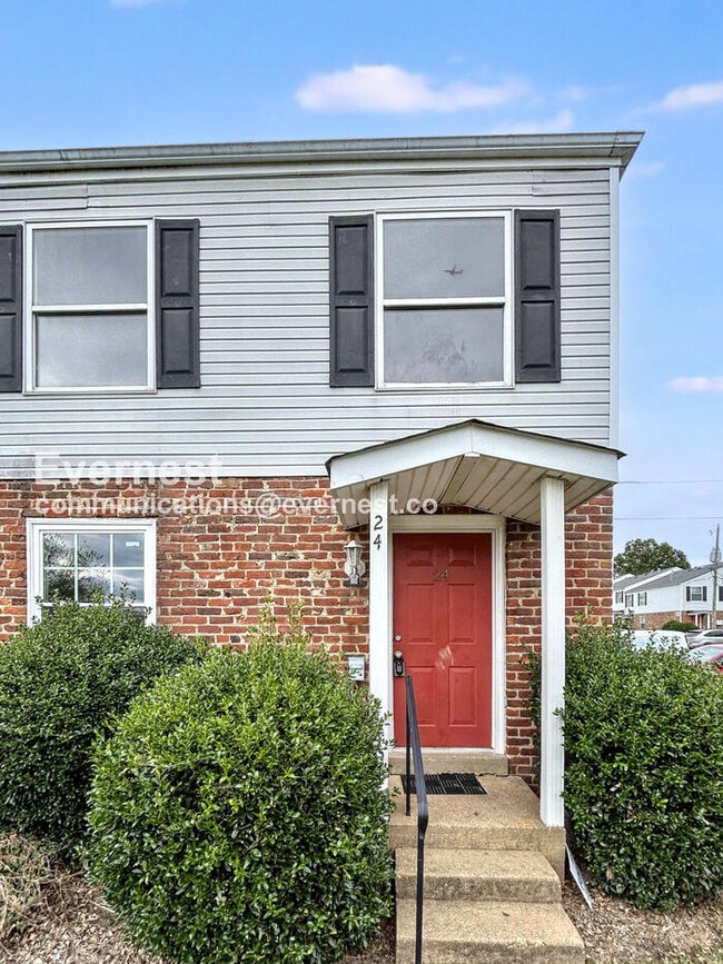 property at 3530 E Richmond Rd