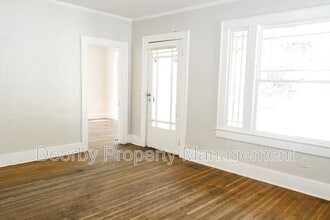 910 S Crest in Chattanooga, TN - Building Photo - Building Photo