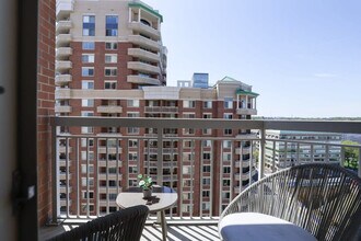 901 N Pollard St in Arlington, VA - Building Photo - Building Photo