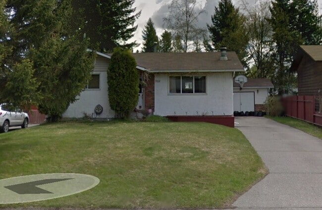 property at 7650 Loyola Dr
