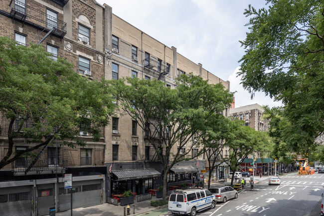 200 W 109th St in New York, NY - Foto de edificio - Building Photo