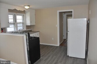 15 Mary St in Pemberton, NJ - Building Photo - Building Photo