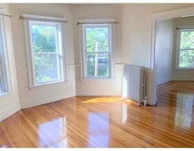 42-44 Wilson Ave-Unit -2 in Belmont, MA - Building Photo - Building Photo