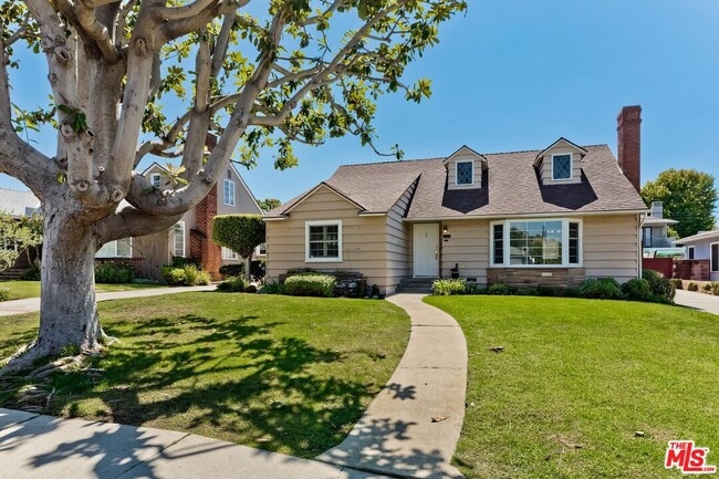 property at 7719 Hosford Ave