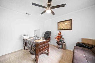 2481 Riverdale Dr N in Miramar, FL - Building Photo - Building Photo