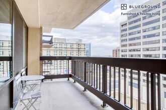 1515 Richmond Hwy, Unit FL8-ID444 in Arlington, VA - Building Photo - Building Photo