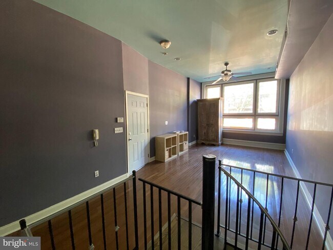 1712 W Girard Ave in Philadelphia, PA - Building Photo - Building Photo