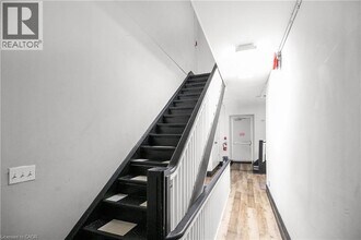 63 John St S in Hamilton, ON - Building Photo - Building Photo