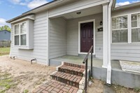 1409 Fannin St in Bryan, TX - Foto de edificio - Building Photo