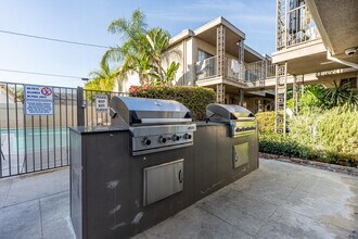 The Foothills at Eaton Canyon in Pasadena, CA - Building Photo - Building Photo