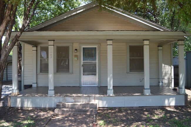 property at 1409 Bell St