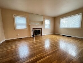 56 Goodhue Dr in Akron, OH - Building Photo - Building Photo