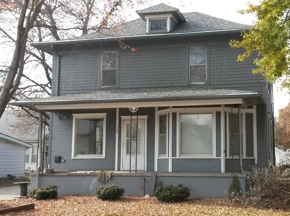 1325 N D St in Fremont, NE - Building Photo