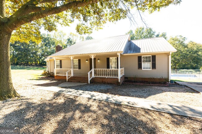 81 Peeples St in Canon, GA - Building Photo - Building Photo