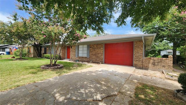 1423 Main St in Kaufman, TX - Building Photo - Building Photo