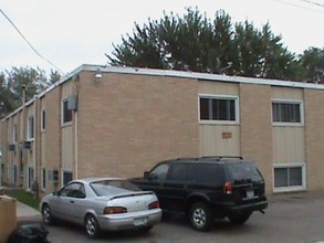 133 12th Ave N in South St. Paul, MN - Foto de edificio - Building Photo