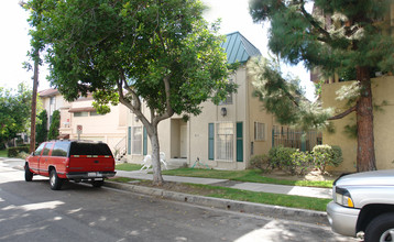 511 Naranja Dr in Glendale, CA - Building Photo - Building Photo