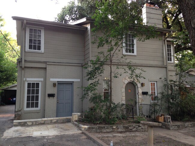 property at 803 E 32nd St