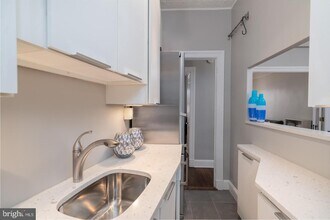1705 P St NW-Unit -24 in Washington, DC - Building Photo - Building Photo