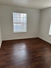 428 Locust St in Jeffersonville, IN - Building Photo - Building Photo