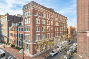 700 Locust St Apartments