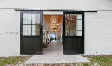 20925 NW 100th Avenue Rd in Micanopy, FL - Building Photo - Building Photo