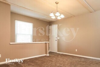 2911 Atlantic Park Ave in Florissant, MO - Building Photo - Building Photo