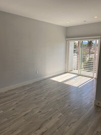 14033 Riverside Dr, Unit 3280203 in Los Angeles, CA - Building Photo - Building Photo