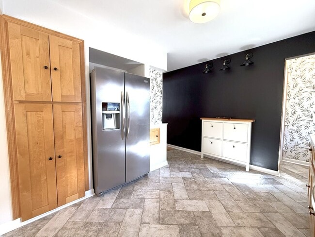 2202 N 116th St in Wauwatosa, WI - Building Photo - Building Photo