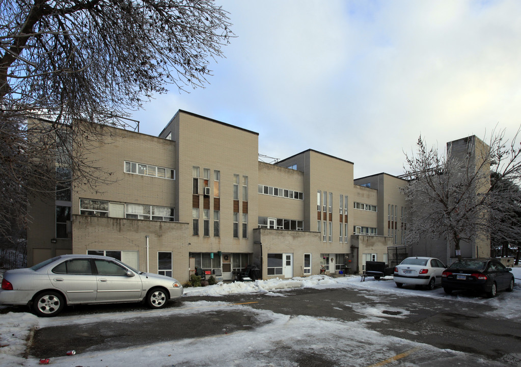 Rona Place in Toronto, ON - Building Photo