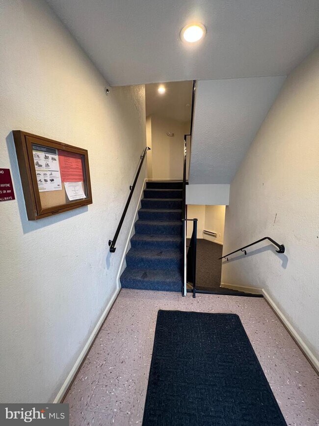 12220 Eagles Nest Ct-Unit -M in Germantown, MD - Building Photo - Building Photo