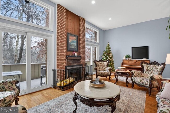 7511 Bradley Blvd in Bethesda, MD - Building Photo - Building Photo