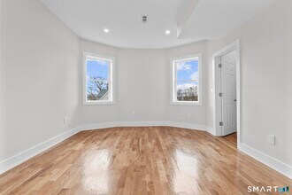 54 Plaza Ave in Waterbury, CT - Building Photo - Building Photo