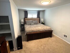 805 Norfolk Ave in Westchester, IL - Building Photo - Building Photo