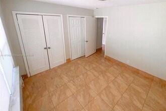 1821 NE 56th St in Fort Lauderdale, FL - Building Photo - Building Photo
