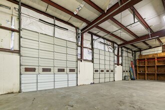 7302 Domino Ln in Houston, TX - Building Photo - Building Photo